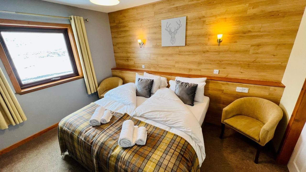 Aultguish Inn Гарв Экстерьер фото