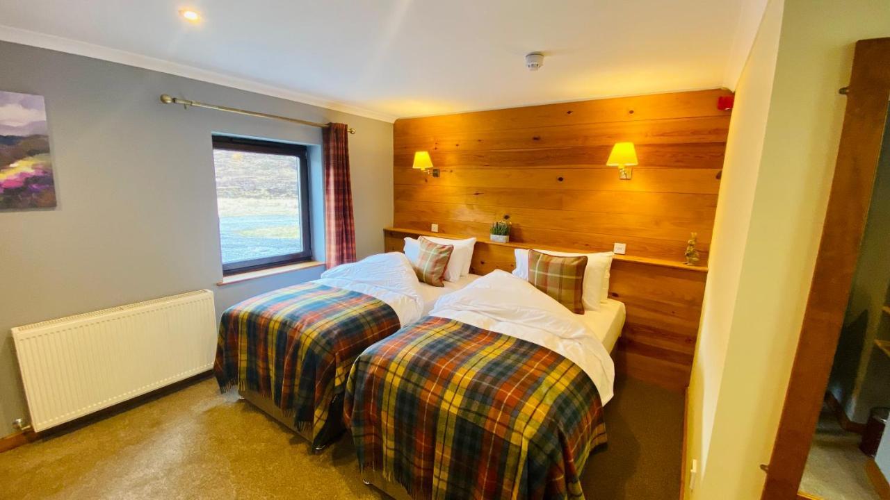 Aultguish Inn Гарв Экстерьер фото